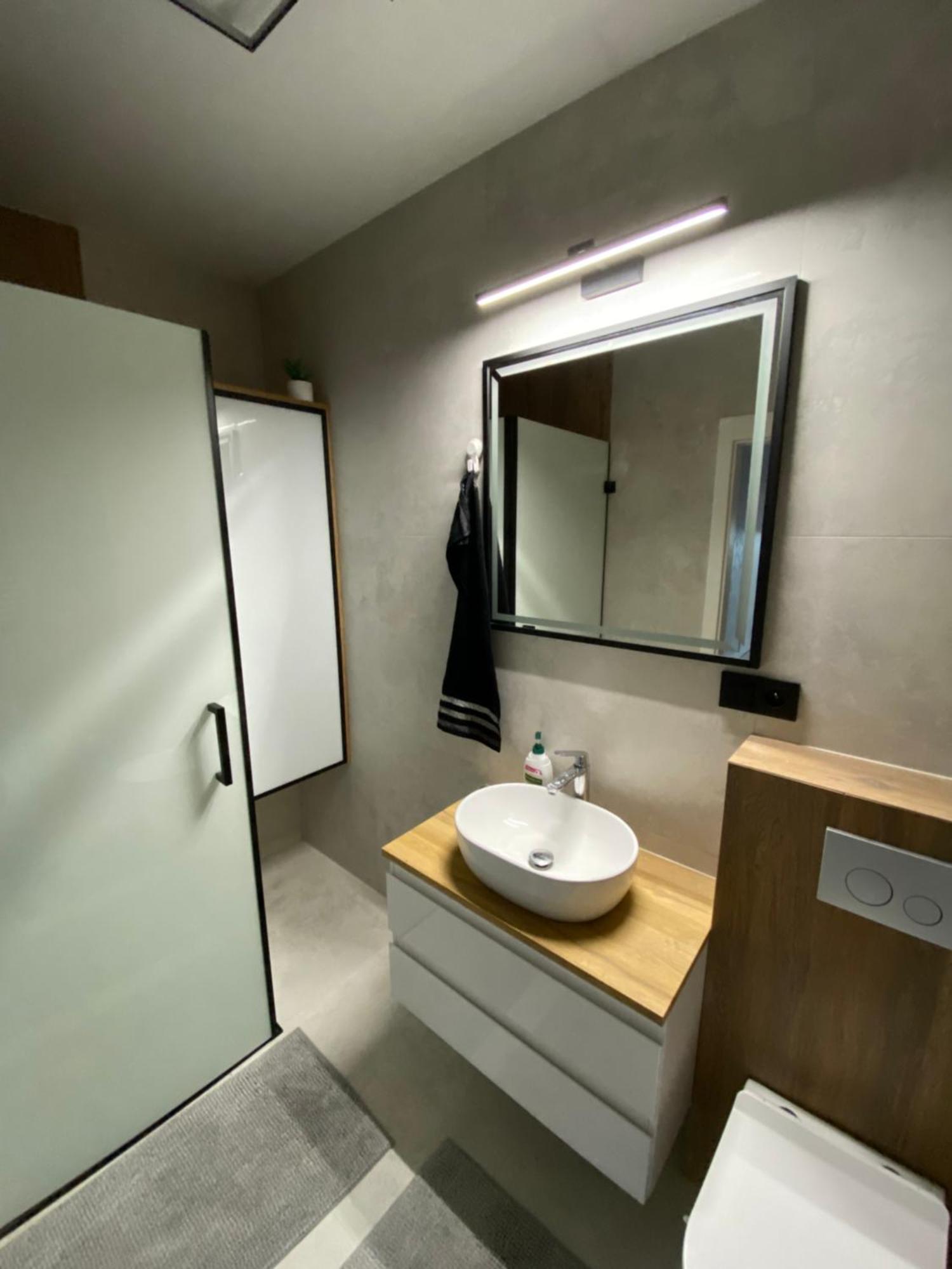 Przewoz Lux Lucky Garaz W Cenie Apartament Kraków